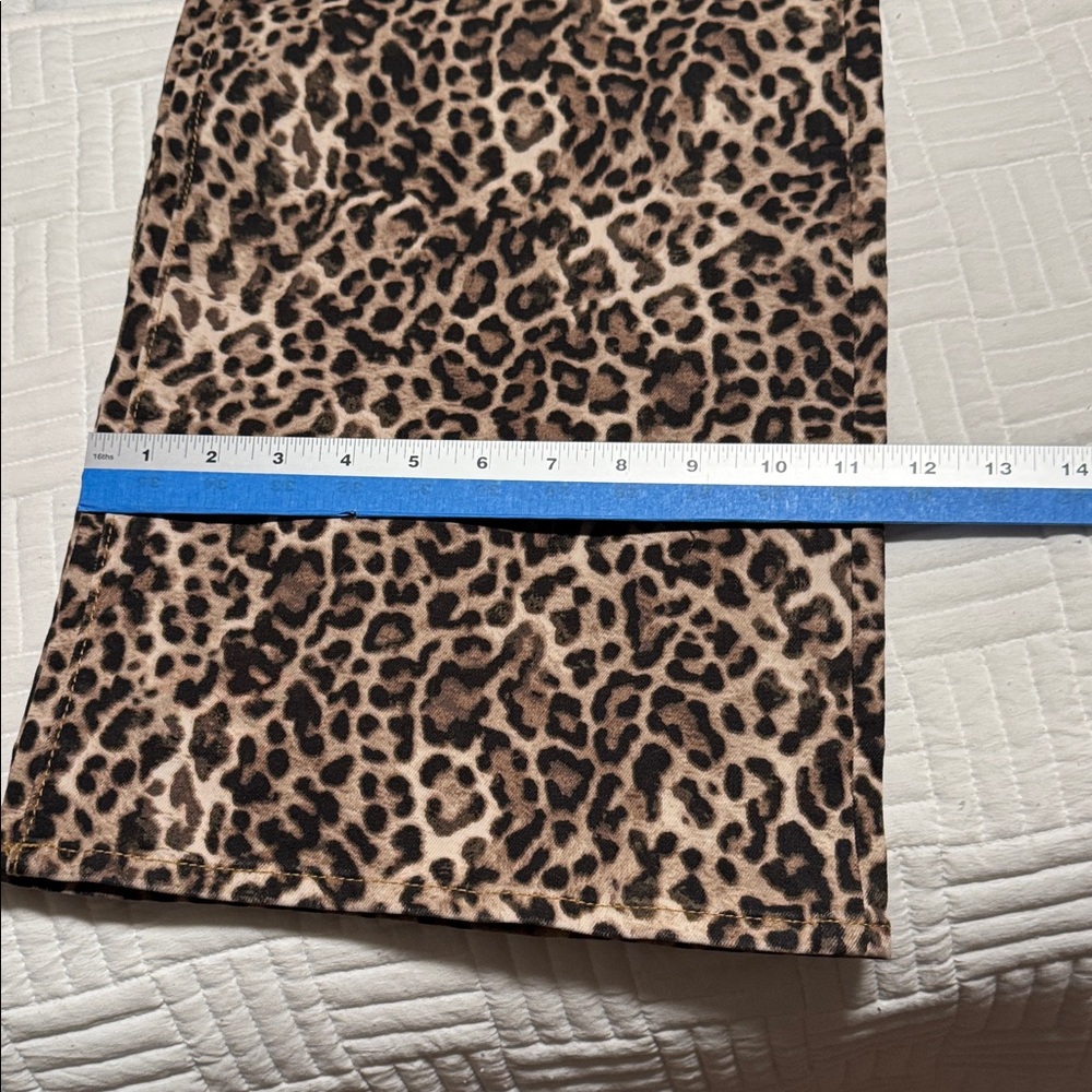 LOFT Leopard Print Wide Leg Jeans - Picture 7 of 13